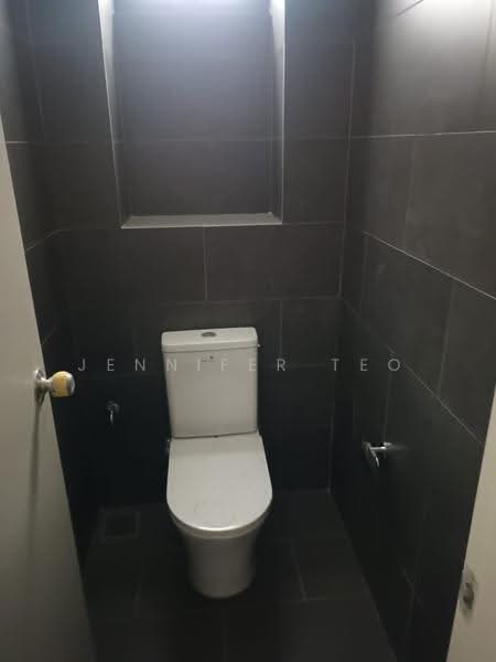 Shop for Sale in Bandar Gamuda Gardens (Rawang) - Jennifer Teo - Bathroom - PropertyGuru.com.my