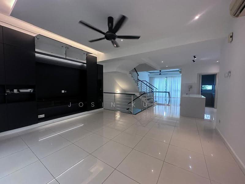 3-storey Terraced House for Rent in Desa Parkcity (Kuala Lumpur) - Josin Kuek - Living Room - PropertyGuru.com.my