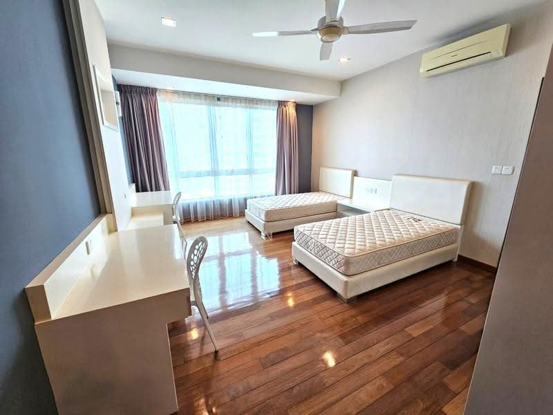Kondominium untuk Dijual di Gurney Paragon - Gavin Tan - Bedroom - PropertyGuru.com.my