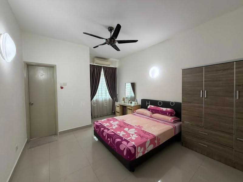 Rumah Teres 2-Tingkat untuk Dijual di TAMAN PUCHONG UTAMA (Puchong) - Vincent Hoo - Bedroom - PropertyGuru.com.my