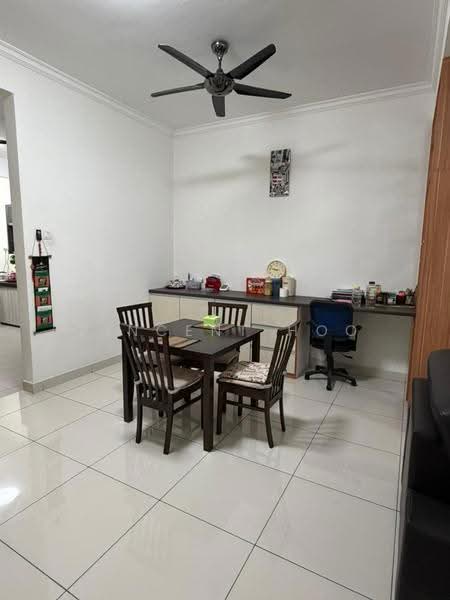 Rumah Teres 2-Tingkat untuk Dijual di TAMAN PUCHONG UTAMA (Puchong) - Vincent Hoo - Dining Room - PropertyGuru.com.my