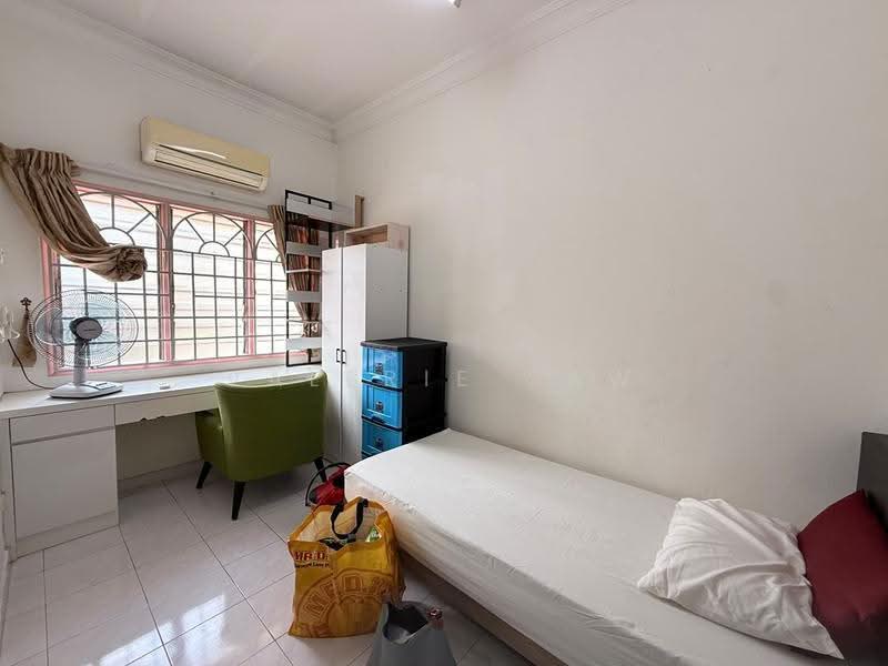 2-storey Terraced House for Sale in Johor Bahru (Johor) - Valerie Saw - Bedroom - PropertyGuru.com.my
