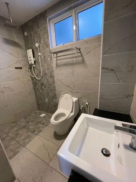 Service Residence for Rent at Pinnacle Tower - KH Lim - Bathroom - PropertyGuru.com.my