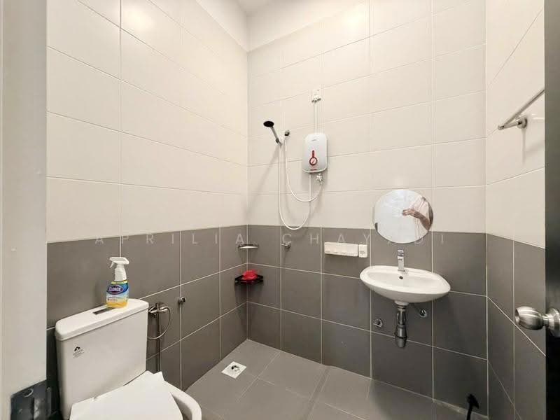 2-storey Terraced House for Rent in Eco Botanic (Iskandar Puteri (Nusajaya)) - APRILIA CHAYADI - Bathroom - PropertyGuru.com.my