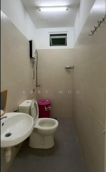 Kondominium untuk Disewa di Starhill Luxury Residence - Abby Woo - Bathroom - PropertyGuru.com.my