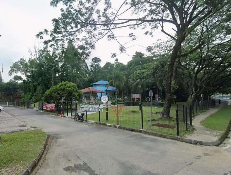3-storey Terraced House for Sale in Alam Damai (Cheras) - Kenny Choo - Exterior - PropertyGuru.com.my