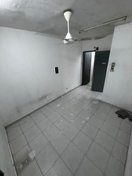 Pangsapuri untuk Disewa di Suria Permai - Yk Yong - Interior - PropertyGuru.com.my