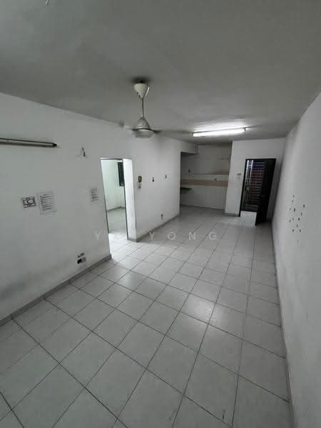 Pangsapuri untuk Disewa di Suria Permai - Yk Yong - Interior - PropertyGuru.com.my