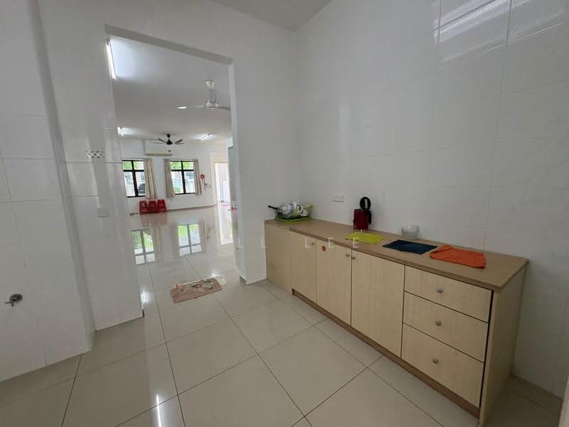 2-storey Terraced House for Rent in Eco Majestic (Semenyih) - Bill Lee - Kitchen - PropertyGuru.com.my