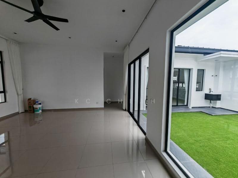 2-storey Terraced House for Rent in Shah Alam (Selangor) - KC Cheah - Living Room - PropertyGuru.com.my