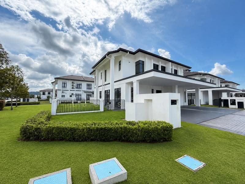 Rumah Berkembar untuk Dijual di Kuala Selangor (Selangor) - Lucas Loh - Exterior - PropertyGuru.com.my