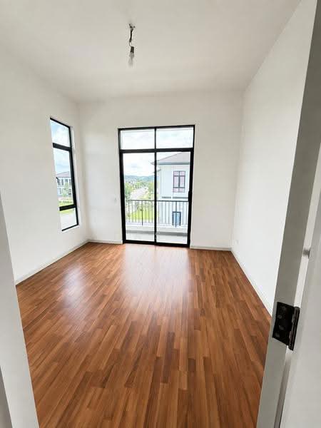 Rumah Berkembar untuk Dijual di Kuala Selangor (Selangor) - Lucas Loh - Interior - PropertyGuru.com.my