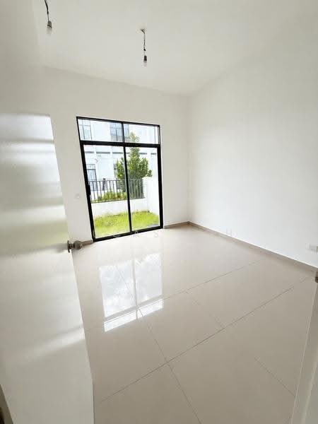 Rumah Berkembar untuk Dijual di Kuala Selangor (Selangor) - Lucas Loh - Interior - PropertyGuru.com.my
