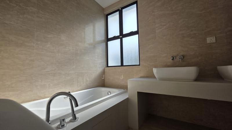 Bungalow House untuk Dijual di Kota Kemuning (Shah Alam) - J J - PropertyGuru.com.my