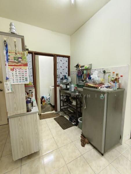 Pangsapuri untuk Dijual di Pandan Court - Azli Ibrahim - Kitchen - PropertyGuru.com.my