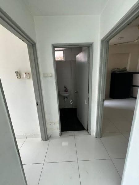 Apartment for Rent at The Twin Residences - Kyoris Loh - Corridor - PropertyGuru.com.my