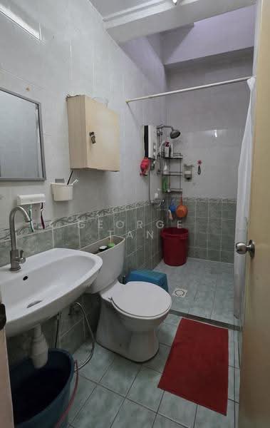 1.5-storey Terraced House for Sale in Usj 12 (Subang Jaya) - George Tan - Bathroom - PropertyGuru.com.my