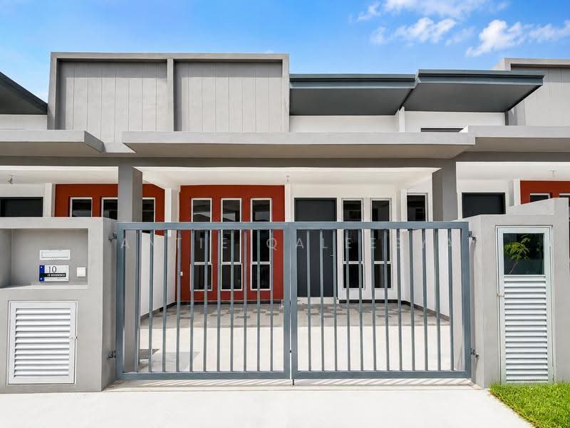 Rumah Teres untuk Dijual di Dengkil (Selangor) - Yantie Qaleesya - Exterior - PropertyGuru.com.my