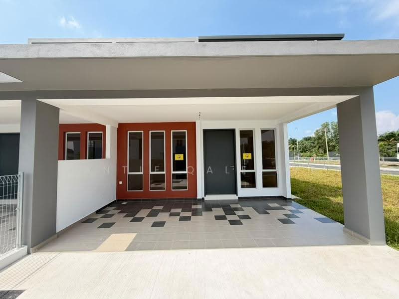 Rumah Teres untuk Dijual di Dengkil (Selangor) - Yantie Qaleesya - Exterior - PropertyGuru.com.my