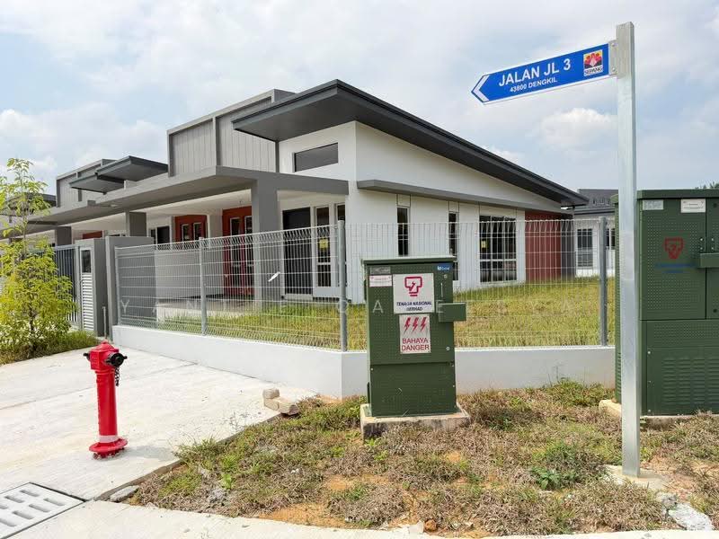 Rumah Teres untuk Dijual di Dengkil (Selangor) - Yantie Qaleesya - PropertyGuru.com.my