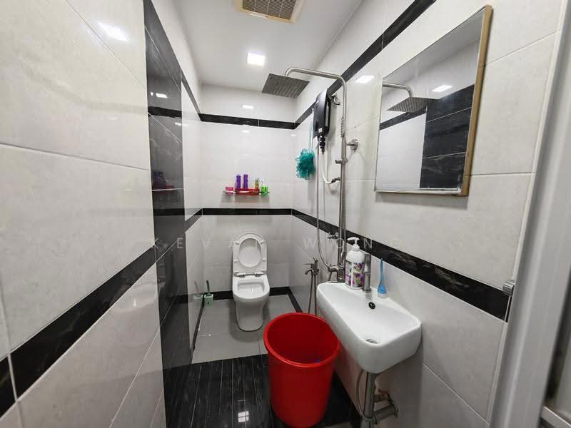 Rumah Teres 2-Tingkat untuk Dijual di Batu Caves (Selangor) - Kevan Wong - Bathroom - PropertyGuru.com.my