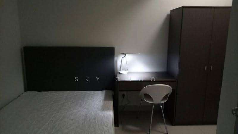 Kediaman Servis untuk Dijual di DK Senza - Sky Choo - Bedroom - PropertyGuru.com.my