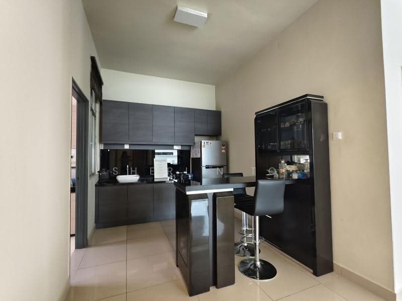Semi-Detached House for Sale in Setia Tropika (Johor Bahru) - Sherlin To - Kitchen - PropertyGuru.com.my