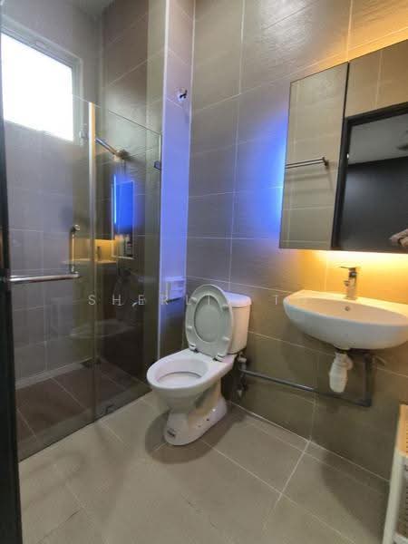 Semi-Detached House for Sale in Setia Tropika (Johor Bahru) - Sherlin To - Bathroom - PropertyGuru.com.my