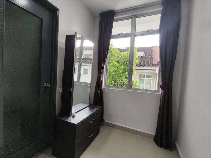 Semi-Detached House for Sale in Setia Tropika (Johor Bahru) - Sherlin To - Interior - PropertyGuru.com.my