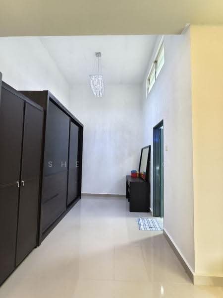 Semi-Detached House for Sale in Setia Tropika (Johor Bahru) - Sherlin To - Corridor - PropertyGuru.com.my