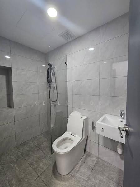 Service Residence for Rent at Altris Residences @ The Quartz WM - Kelly Kok - Bathroom - PropertyGuru.com.my