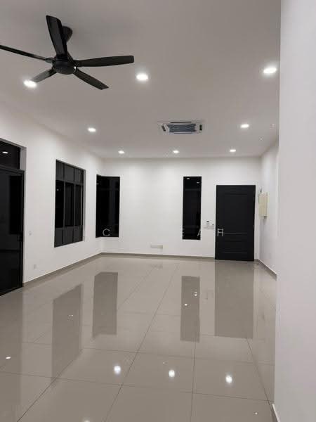 1-storey Terraced House for Rent in Eco Grandeur (Puncak Alam) - KC Cheah - Living Room - PropertyGuru.com.my