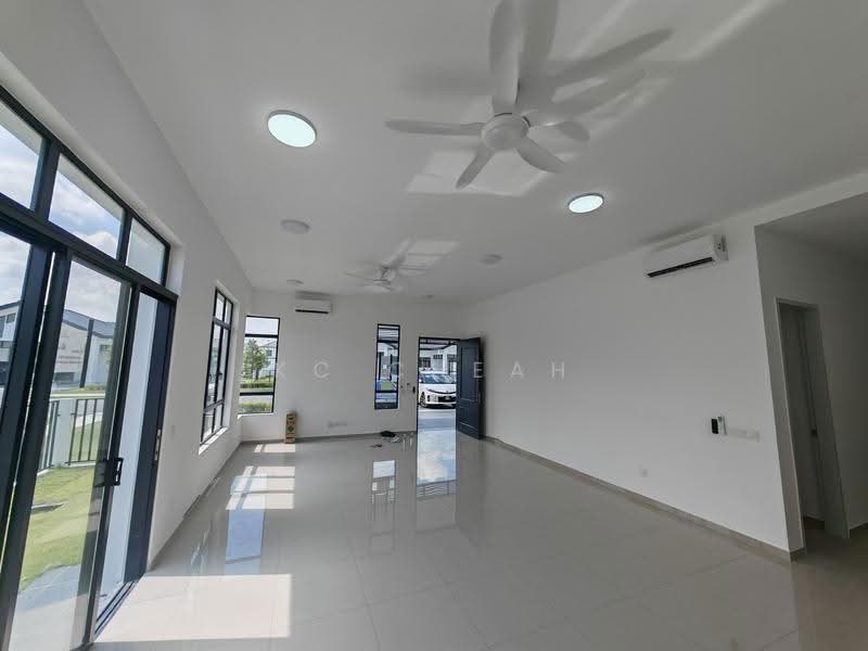 1-storey Terraced House for Rent in Eco Grandeur (Puncak Alam) - KC Cheah - Living Room - PropertyGuru.com.my