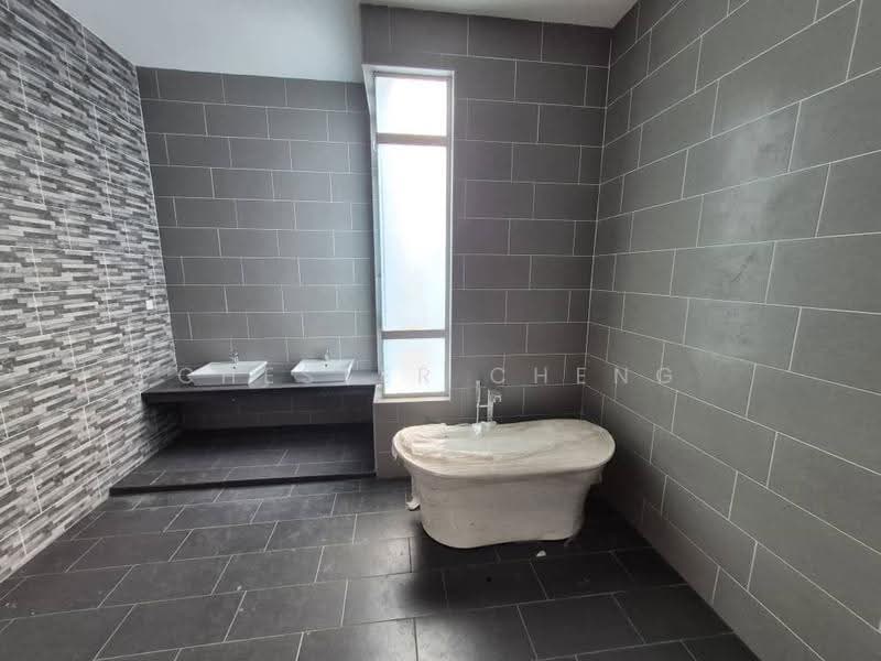 Bungalow House untuk Dijual di Bukit Jelutong (Shah Alam) - Chester Cheng - PropertyGuru.com.my