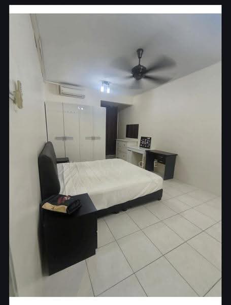 Kondominium untuk Disewa di Platinum Lake PV 13 - Wallace Wong - Bedroom - PropertyGuru.com.my