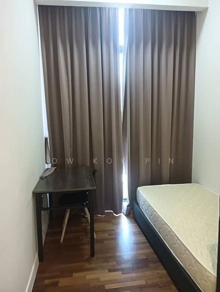 Kediaman Servis untuk Dijual di Avara - Low Kok Pin - Bedroom - PropertyGuru.com.my