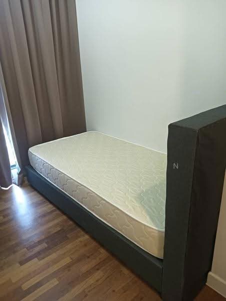 Kediaman Servis untuk Dijual di Avara - Low Kok Pin - Bedroom - PropertyGuru.com.my