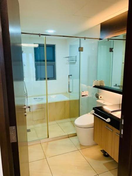 Pangsapuri untuk Dijual di Molek Pine 3 - Terry Tan - Bathroom - PropertyGuru.com.my