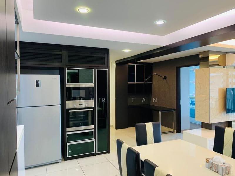 Pangsapuri untuk Dijual di Molek Pine 3 - Terry Tan - Kitchen - PropertyGuru.com.my