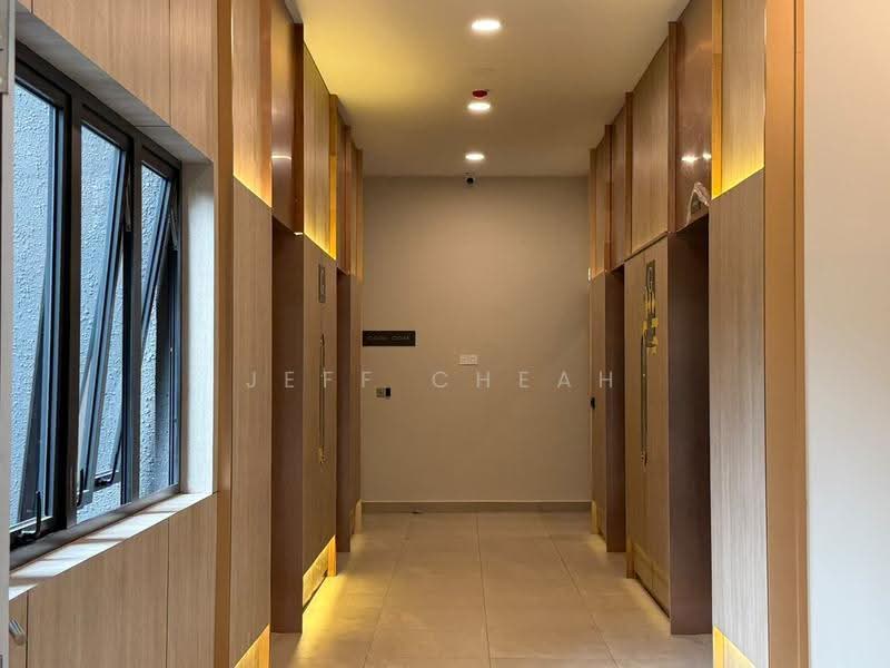 Kediaman Servis untuk Dijual di One Equine - Jeff Cheah - Corridor - PropertyGuru.com.my