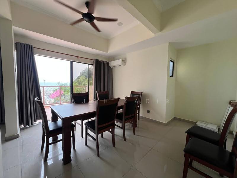Kondominium untuk Dijual di Tanjung Biru - Najah Kadir - Dining Room - PropertyGuru.com.my