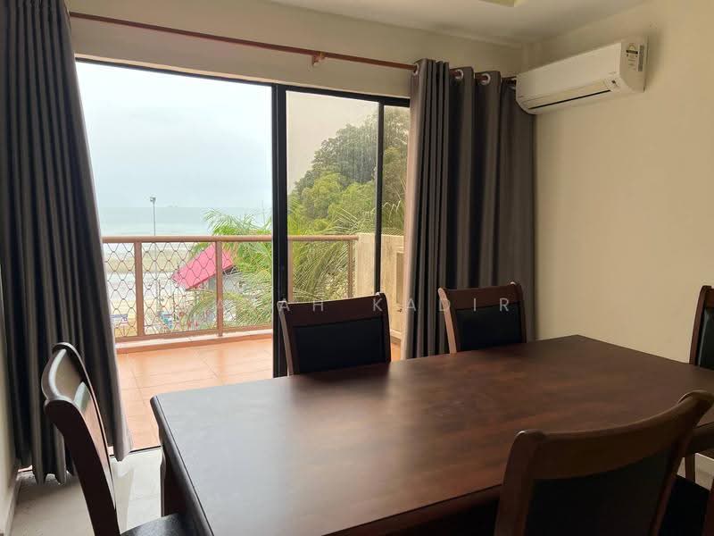 Kondominium untuk Dijual di Tanjung Biru - Najah Kadir - Dining Room - PropertyGuru.com.my