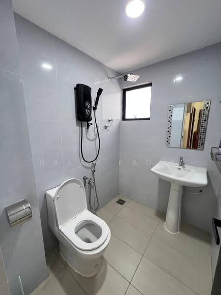 Kondominium untuk Dijual di Tanjung Biru - Najah Kadir - Bathroom - PropertyGuru.com.my