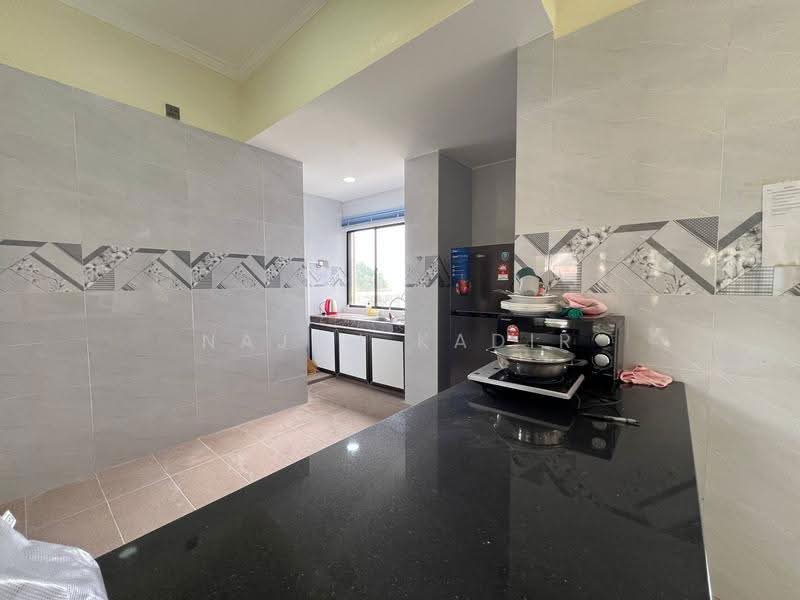 Kondominium untuk Dijual di Tanjung Biru - Najah Kadir - Kitchen - PropertyGuru.com.my