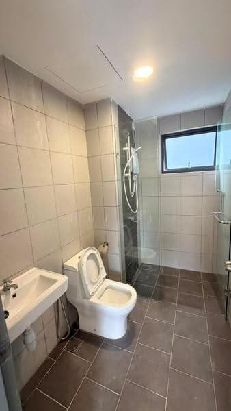 Service Residence for Rent at E'Island Lake Haven - Hui Qi - Bathroom - PropertyGuru.com.my