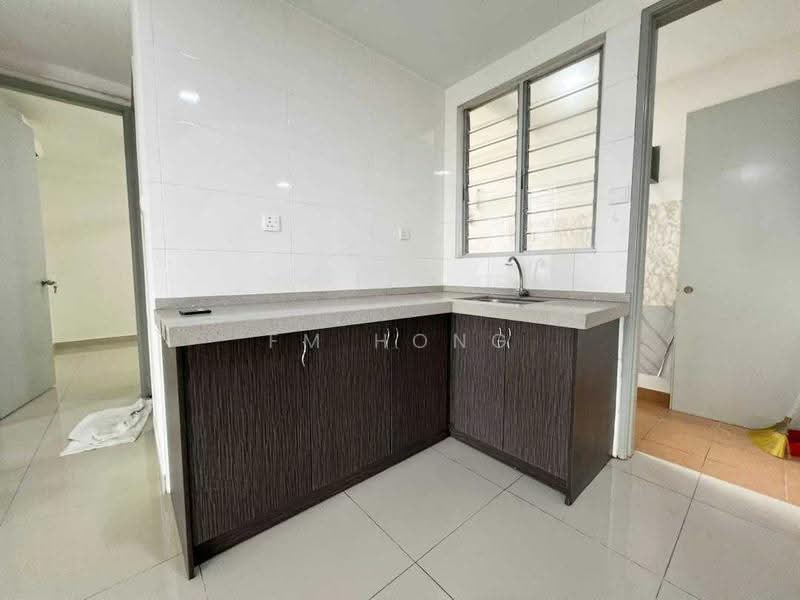 Kondominium untuk Dijual di Suasana Lumayan - FM Hong - Kitchen - PropertyGuru.com.my