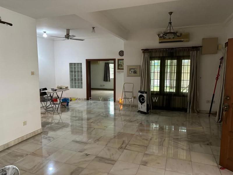 Terraced House for Sale in Bukit Rahman Putra (Sungai Buloh) - Joey Chow - Living Room - PropertyGuru.com.my