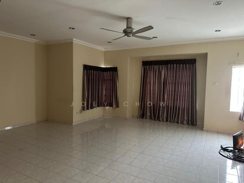 Terraced House for Sale in Bukit Rahman Putra (Sungai Buloh) - Joey Chow - Living Room - PropertyGuru.com.my
