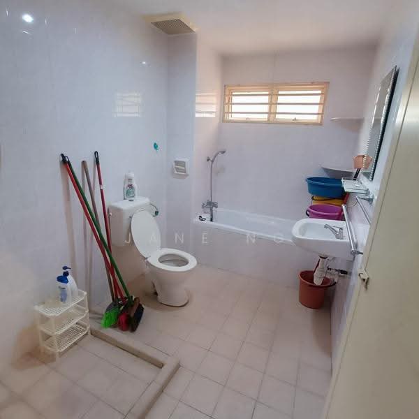 Rumah Teres 2-Tingkat untuk Disewa di Taman Kota Permai (Bukit Mertajam) - Jane Ng - Bathroom - PropertyGuru.com.my