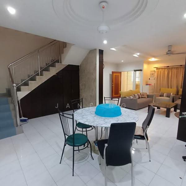 Rumah Teres 2-Tingkat untuk Disewa di Taman Kota Permai (Bukit Mertajam) - Jane Ng - Living Room - PropertyGuru.com.my